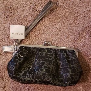 NWT Coach Black and Silver Clutch with handle 👜😍